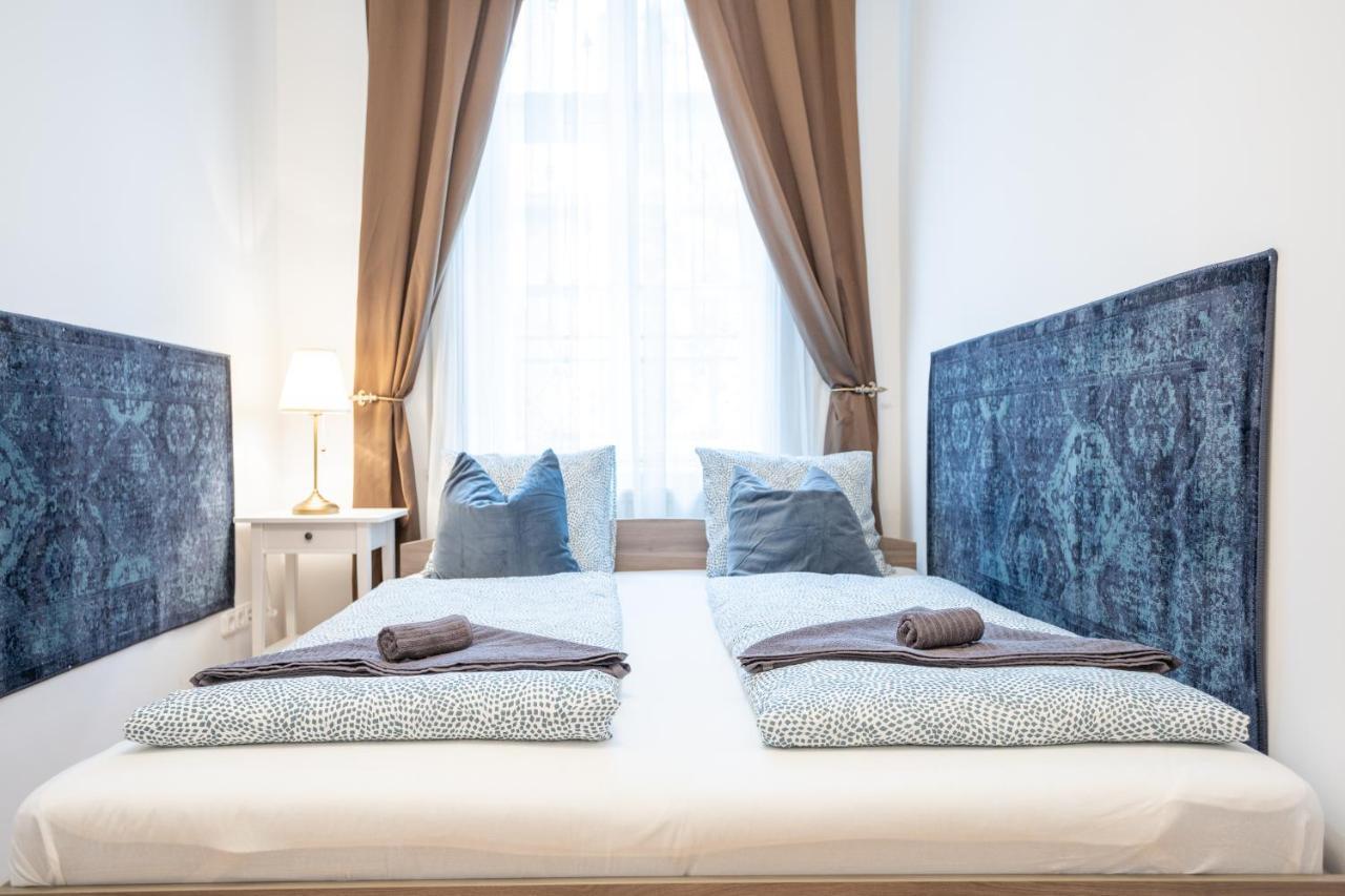 Emerald Suite With Free Parking 布达佩斯 外观 照片